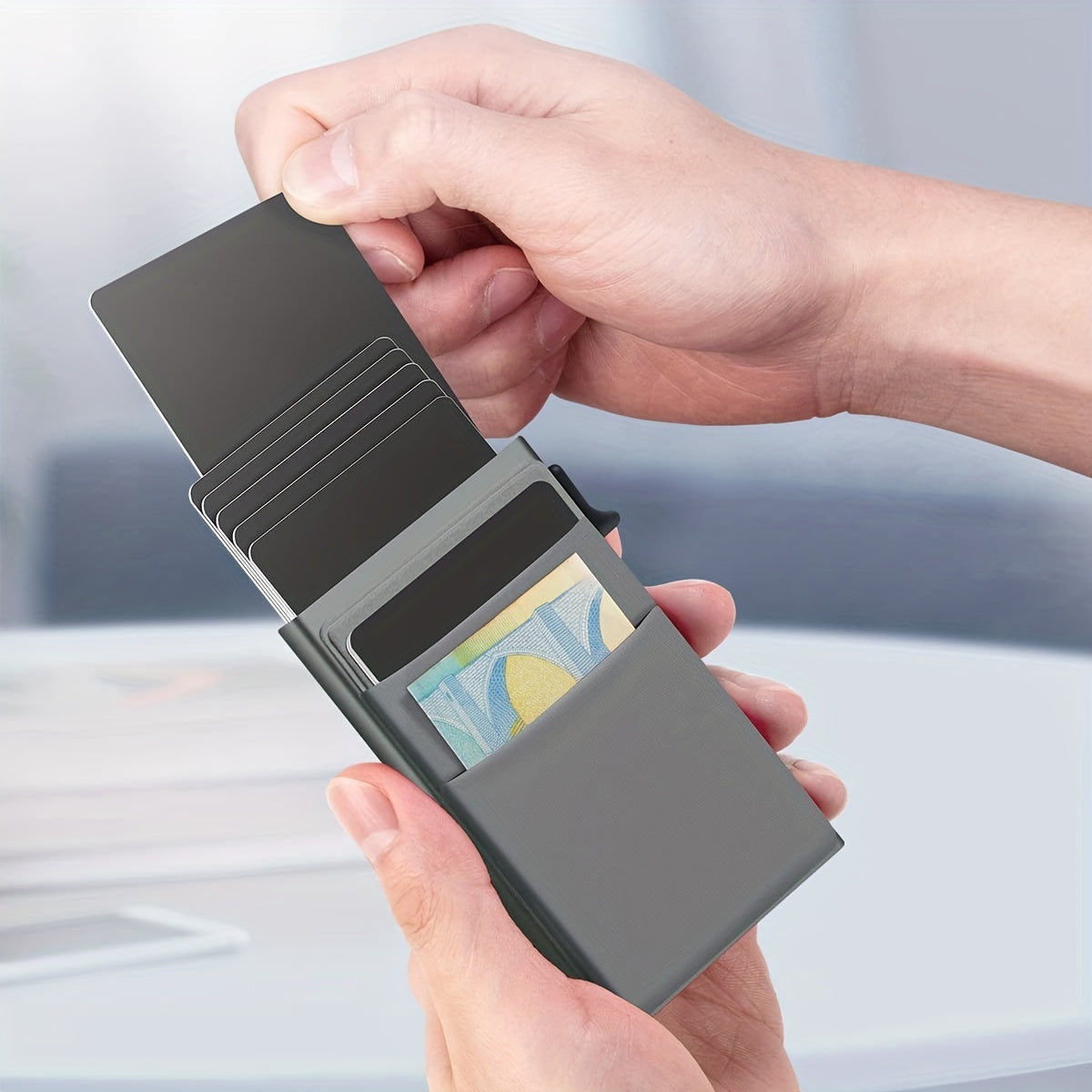 Porte-cartes RFID Bloquant – Distribution Automatique et Grande Capacité pour le Rangement Sûr des Cartes