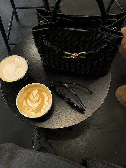 Sac à main tissé Petit – Sac tressé compact et élégant