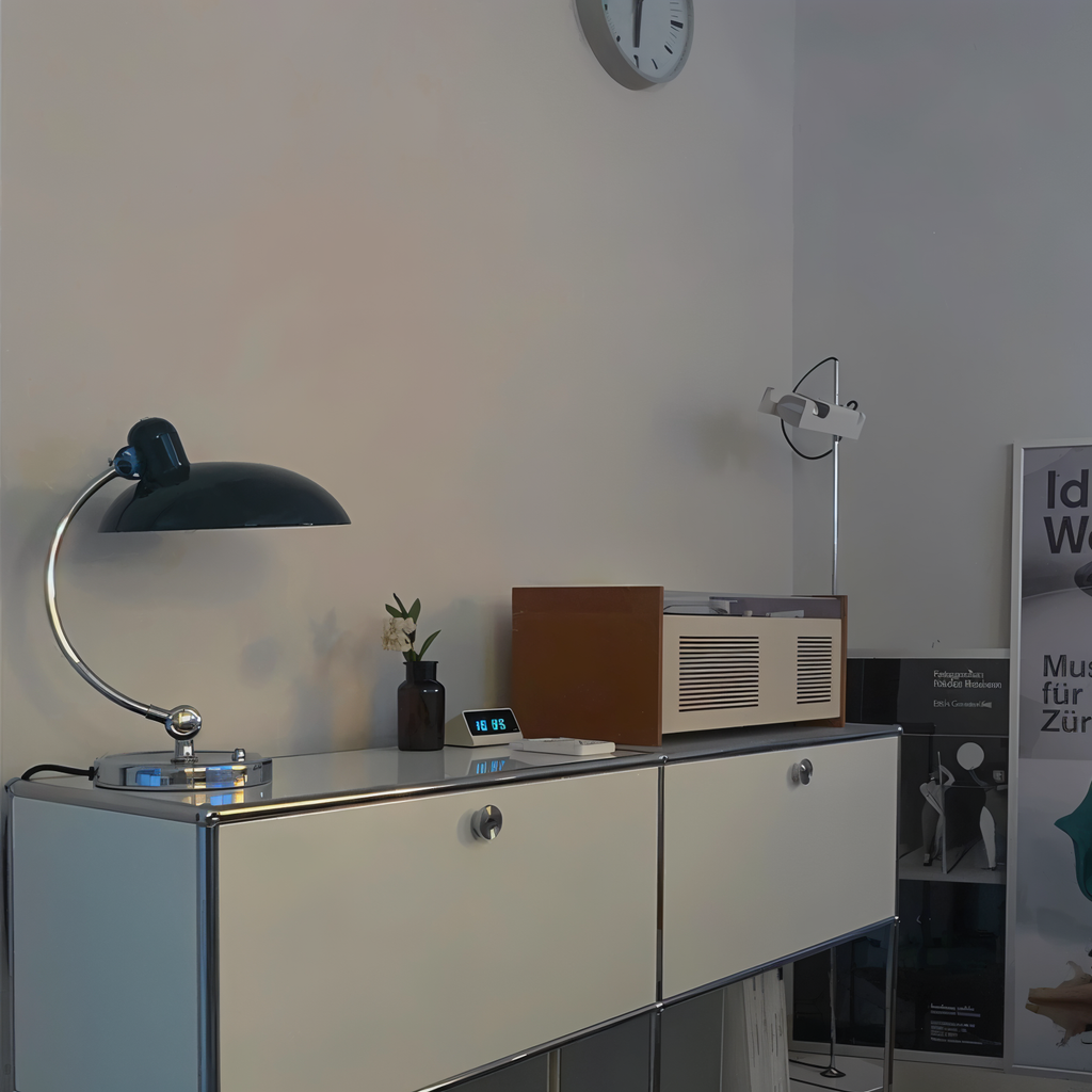 Lampe de bureau vintage réglable en fer – Virella